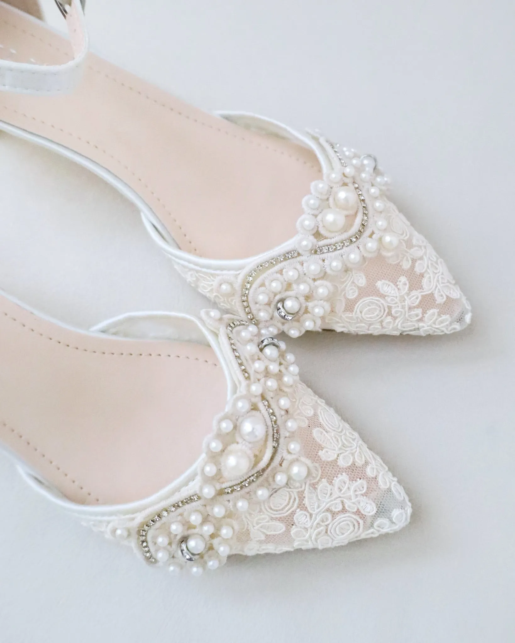 Crochet Lace Pointy Toe Wedding Low Heels with Small Pearls Applique