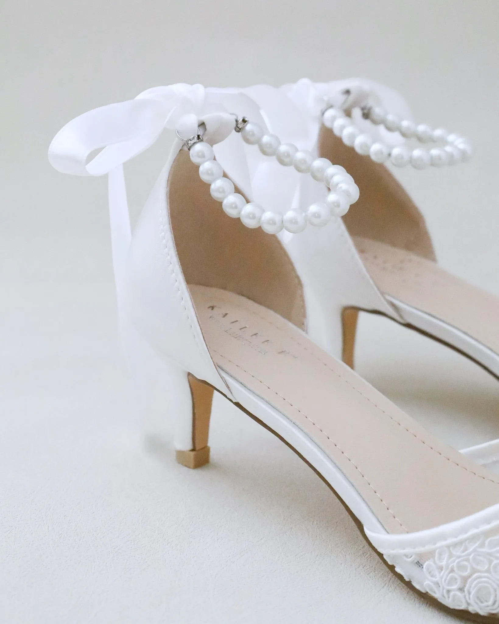 Crochet Lace Pointy Toe Wedding Low Heels with Small Pearls Applique