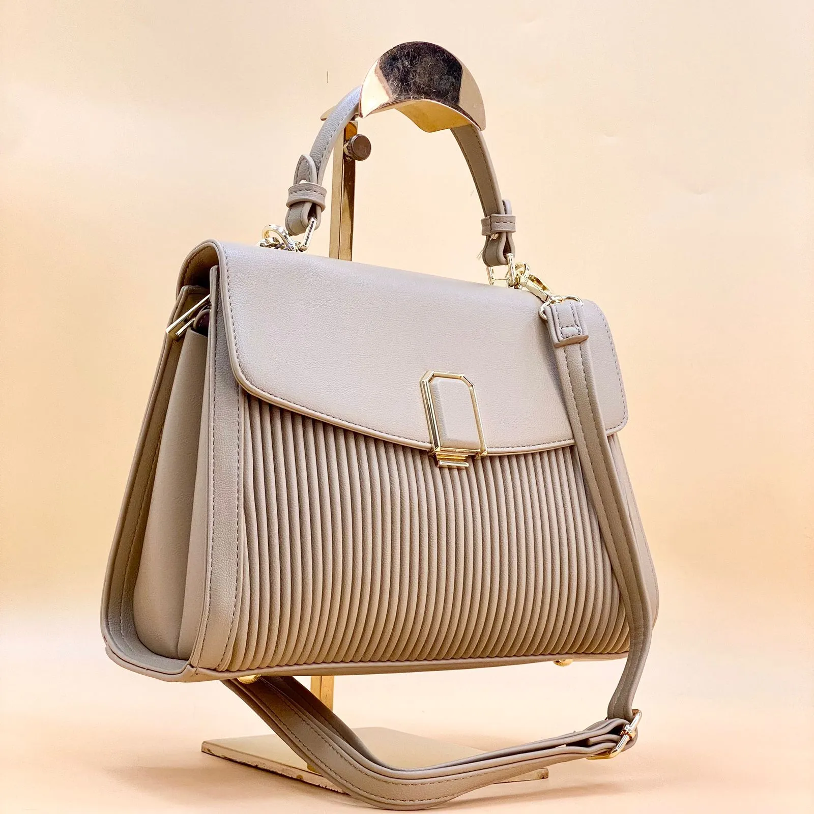 NEW 2024 ,  WOMEN HANDBAGS B528 all