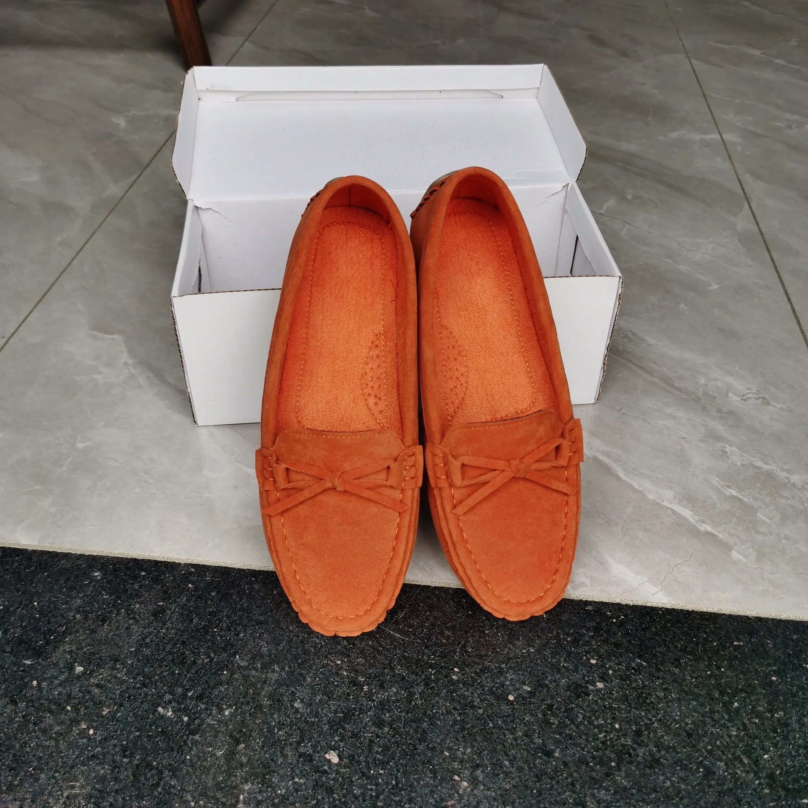 Retro loafers met een lusdetail, ronde tenen slip-on schoenen